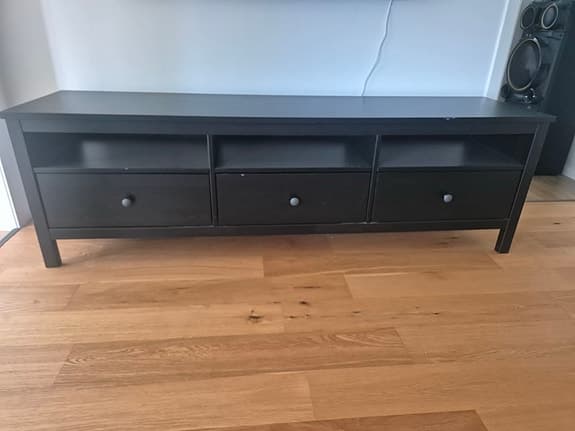 Byråer och tv bänk för 500 kr