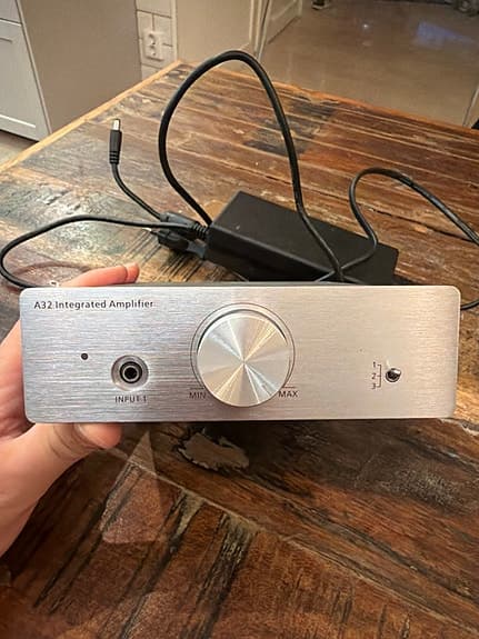Roxcore A32 Integrerad mini-förstärkare