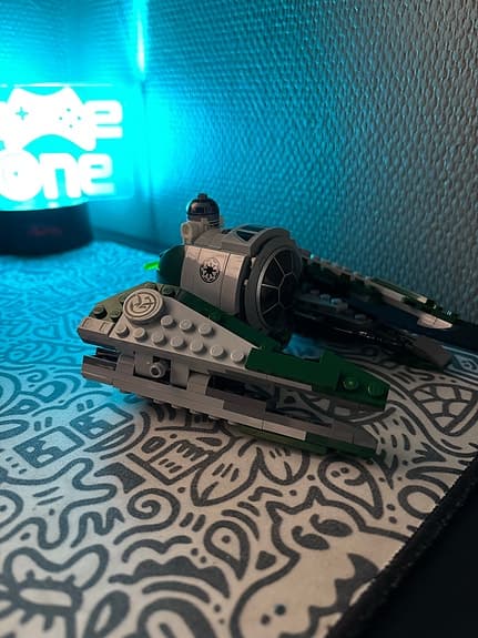 LEGO Star Wars rymdskepp - Yoda och R2D2