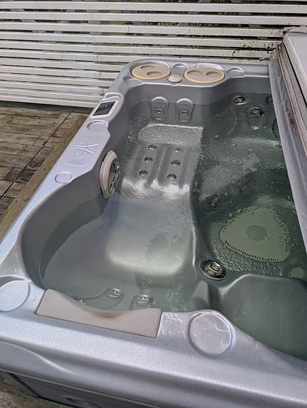 Hydropool spabad med massagejets och display