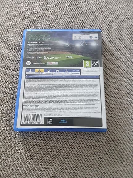 EA Sports FC 24 till Ps4 (funkar på Ps5 ochså)