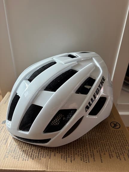 Allebike cykelhjälm vit