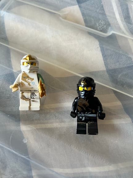 Rubrik: LEGO Ninjago DX - Zane & Cole (2011) Ovanliga Minifigurer