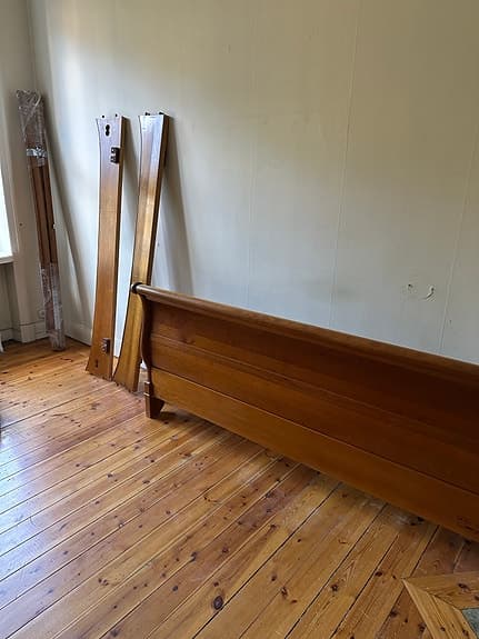 Grange säng