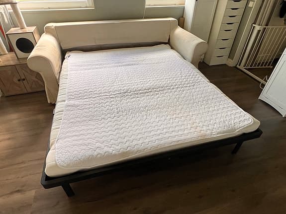 Ektorp bäddsoffa