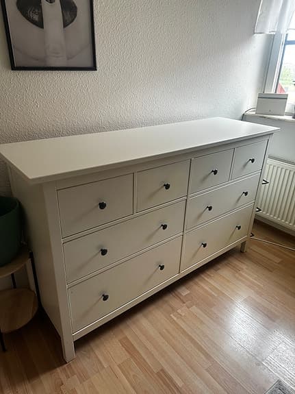 IKEA byrå med 8 lådor vit