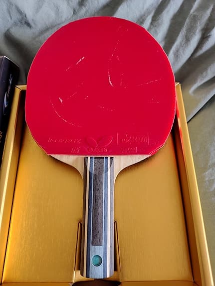 säljer flera bordtennis rack i separata annonser; Butterfly Fan Zhedong  S ALC