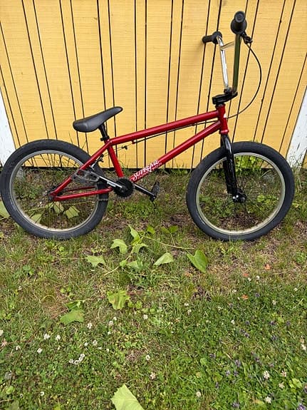 BMX Supreme United Bike and Co