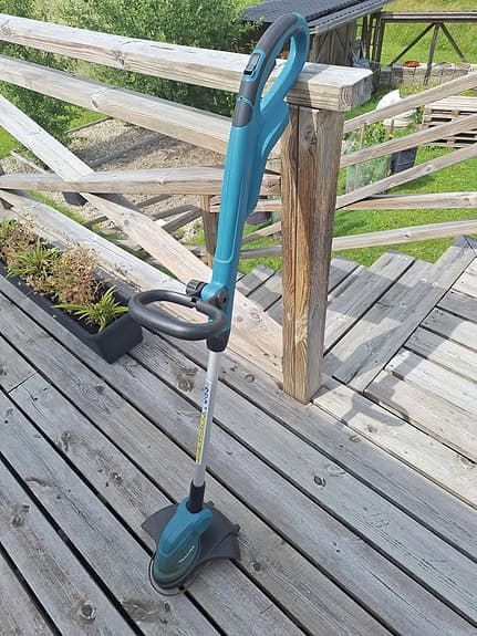 Makita DUR181 grästrimmer 18V blå