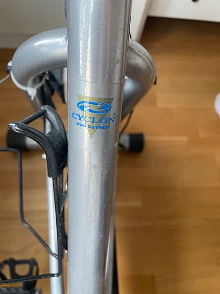 Cyclon motionscykel silver