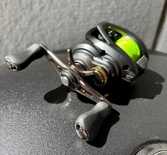 Shimano Multirulle Curado BFS XG Vänstervev