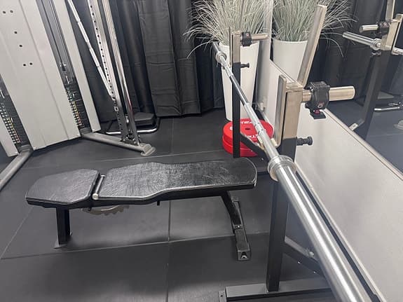 Gymleco Adjustable Bench Press/Squat Rack