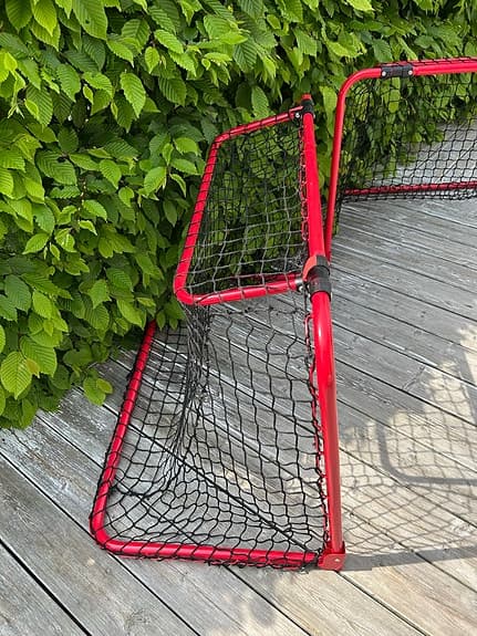 Rött innebandymål / träningsmål med nät