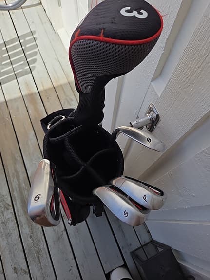 OneSwing golfklubbor med bärbag