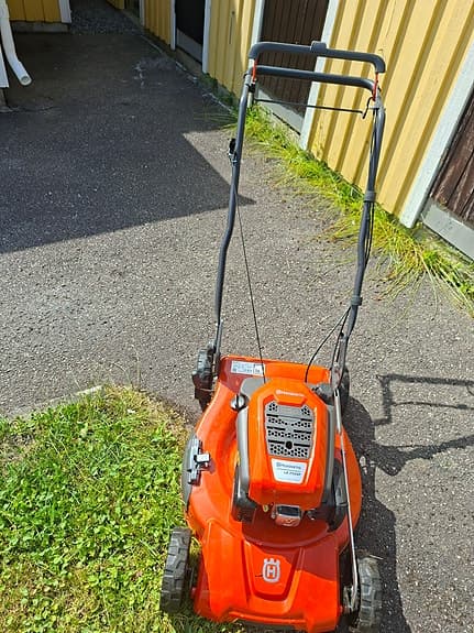 Husqvarna LB 256SP – Som ny, endast provkörd!