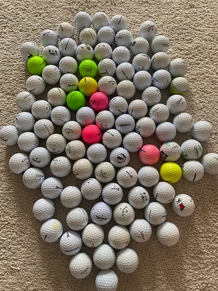 Golfbollar blandade märken och färger