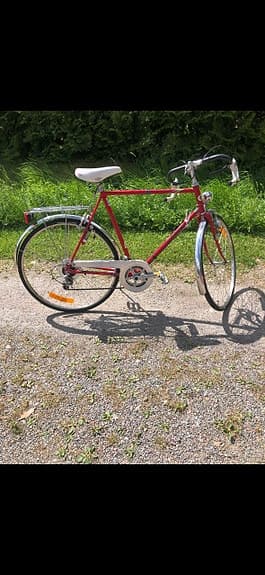 Röd herrcykel landsväg 28 tum