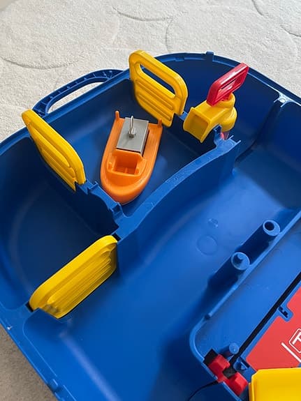 Aquaplay vattensystem lekset med båtar och bilar