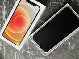 Apple iPhone 12 mobil 64 GB vit
