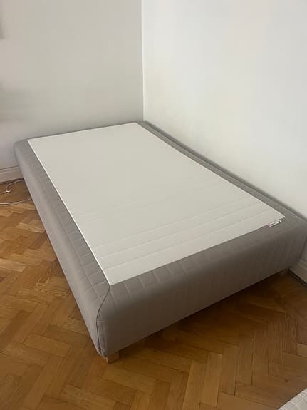 Ikea säng 120cm