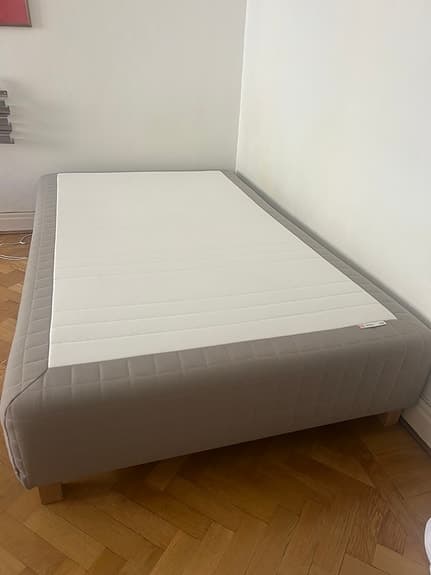 Ikea säng 120cm