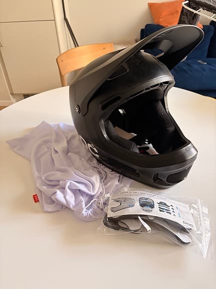 Ny POC Coron Air Spin cykelhjälm M/L svart