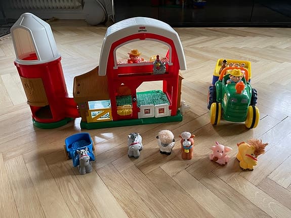 Fisher-Price bondgård med traktor och djur