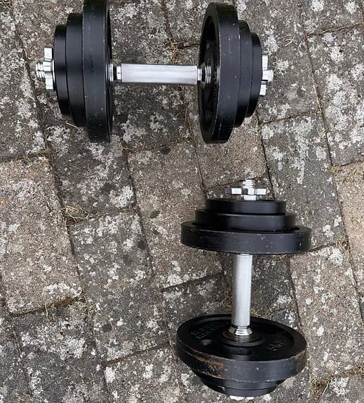 Hantelset med justerbara vikter 17,5 kg x 2