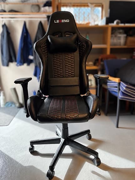 Gamingstol NIBE svart konstläder/röd