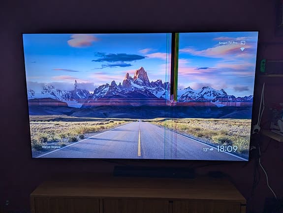 Defekt 85" tv