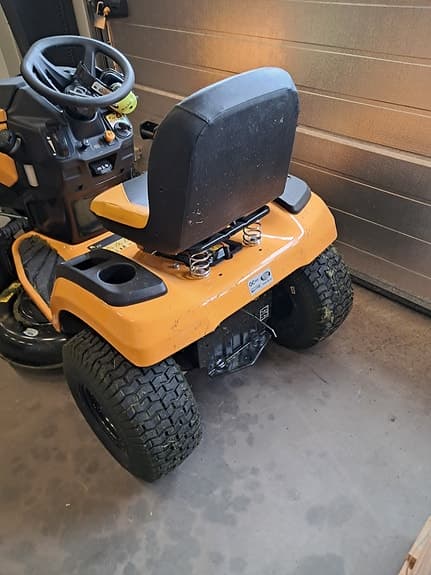 Cub Cadet XT2 Enduro Series åkgräsklippare gul