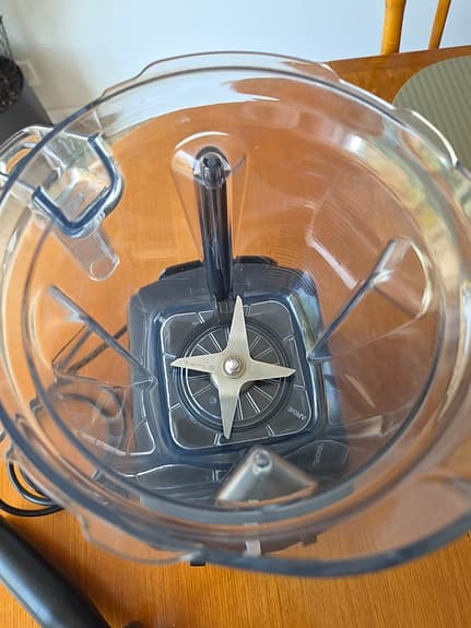 Vitamix Ascent A2500i blender