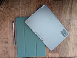 Lenovo Tab M11 (128 GB)+ Tab Pen+ fodral