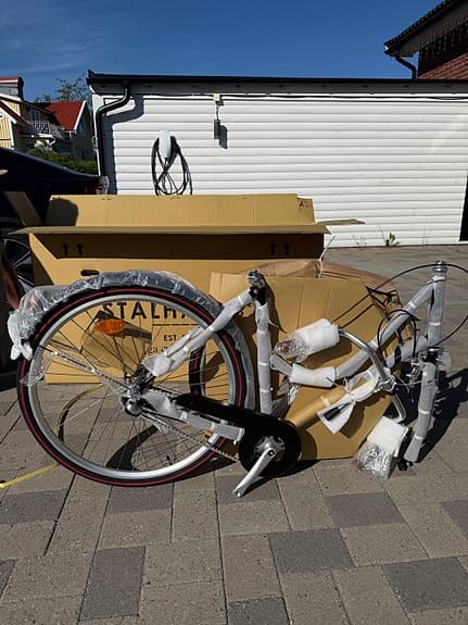 Stålhästen damcykel helt ny i oöppnad förpackning