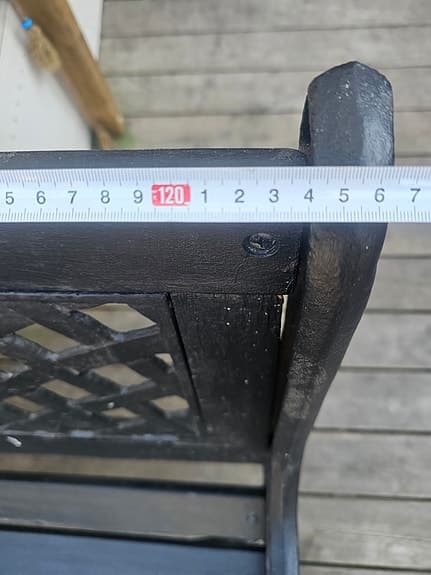 Trädgårdsbänk trä med gjutjärnssidor