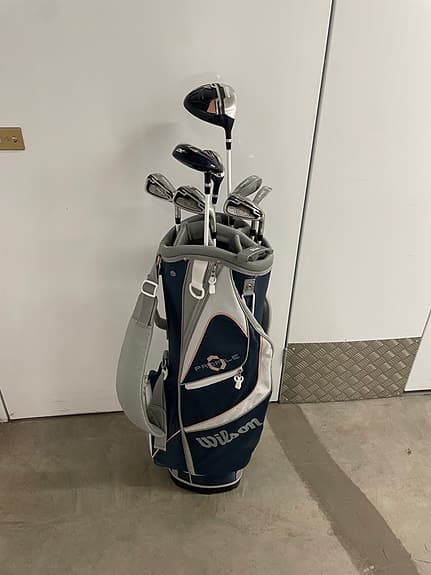 Lättspelat damset Wilson med bag blå/grå