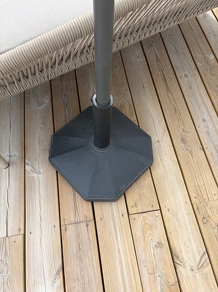 Vitt parasoll med vev, fot och överdrag 300 cm