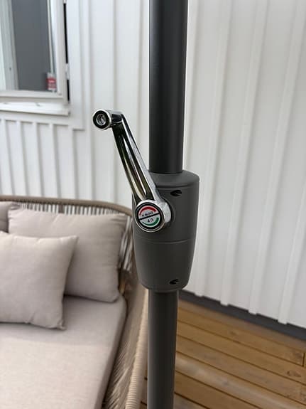 Vitt parasoll med vev, fot och överdrag 300 cm