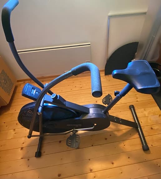 Spartacus AIR 201 motionscykel med display