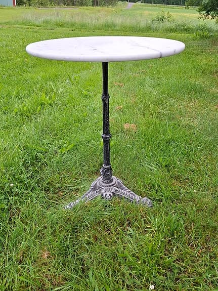 Trädgårdsbord