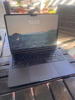 Apple MacBook Air M2 bärbar dator 13”