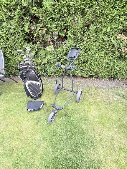 Golfset med bag och vagn