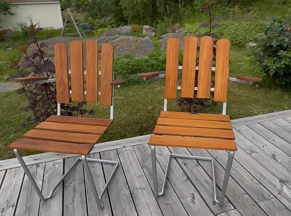 Nyrenoverade Grythyttan B2 trädgårdsstolar – teak (1 par)