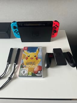 Nintendo Switch + Lets go pikatchu