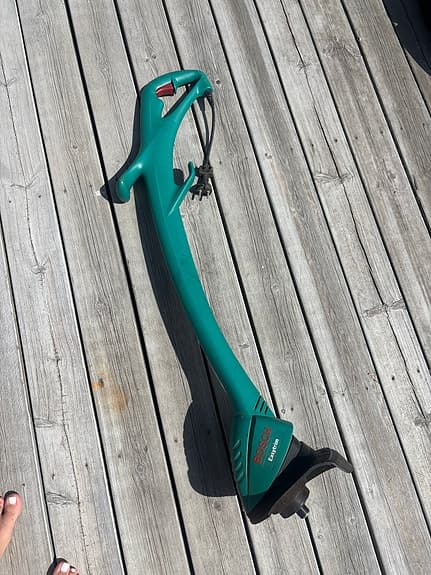 Bosch Easytrim grästrimmer grön