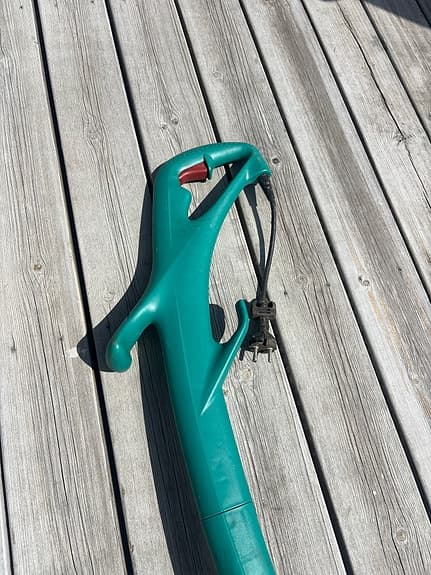Bosch Easytrim grästrimmer grön