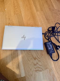HP EliteBook x360 1030 G8 – i5, 13,3” pekskärm, 2-in-1, 16GB RAM