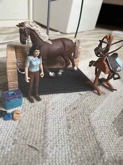 Schleich skötplats med häst