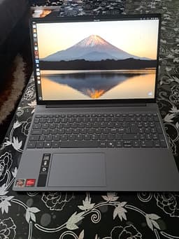 Lenovo IdeaPad Slim 3 - Ryzen 7, 16 GB RAM, 1 TB SSD -  Garanti kvar