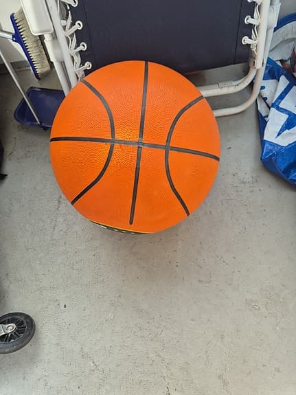 Gröna Lund Loka basketboll orange